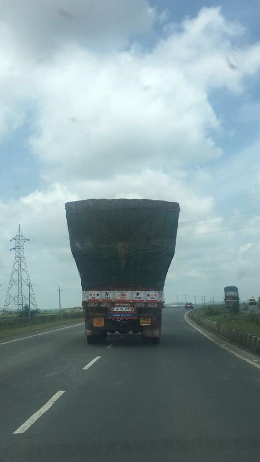 Bangalore to Gurgaon trip: truck on highway