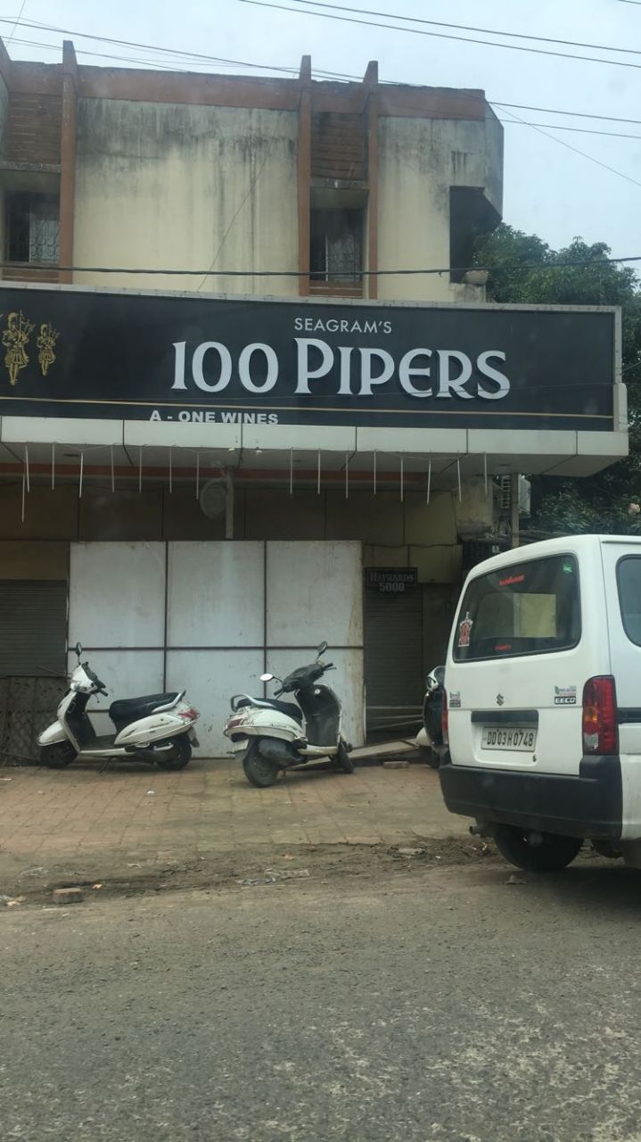 100 pipers shop